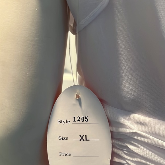 NWT White Chiffon Dress Cocktail XL. Vneck - Picture 6 of 7